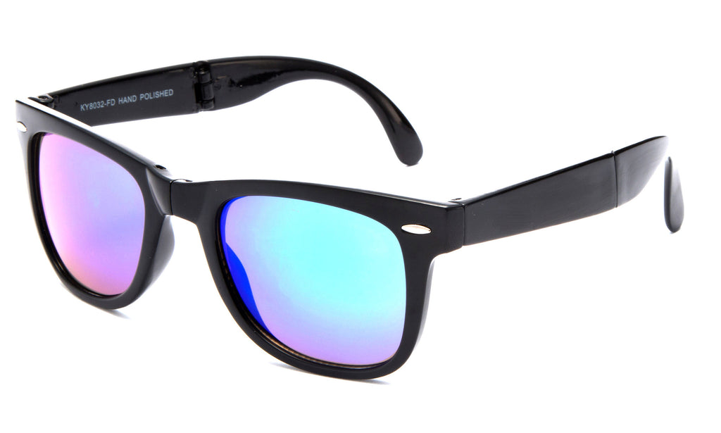 Fold-able Horned Rim Wayfarer Black Frame Sunglasses with a UV Protected Green Flash Lens.